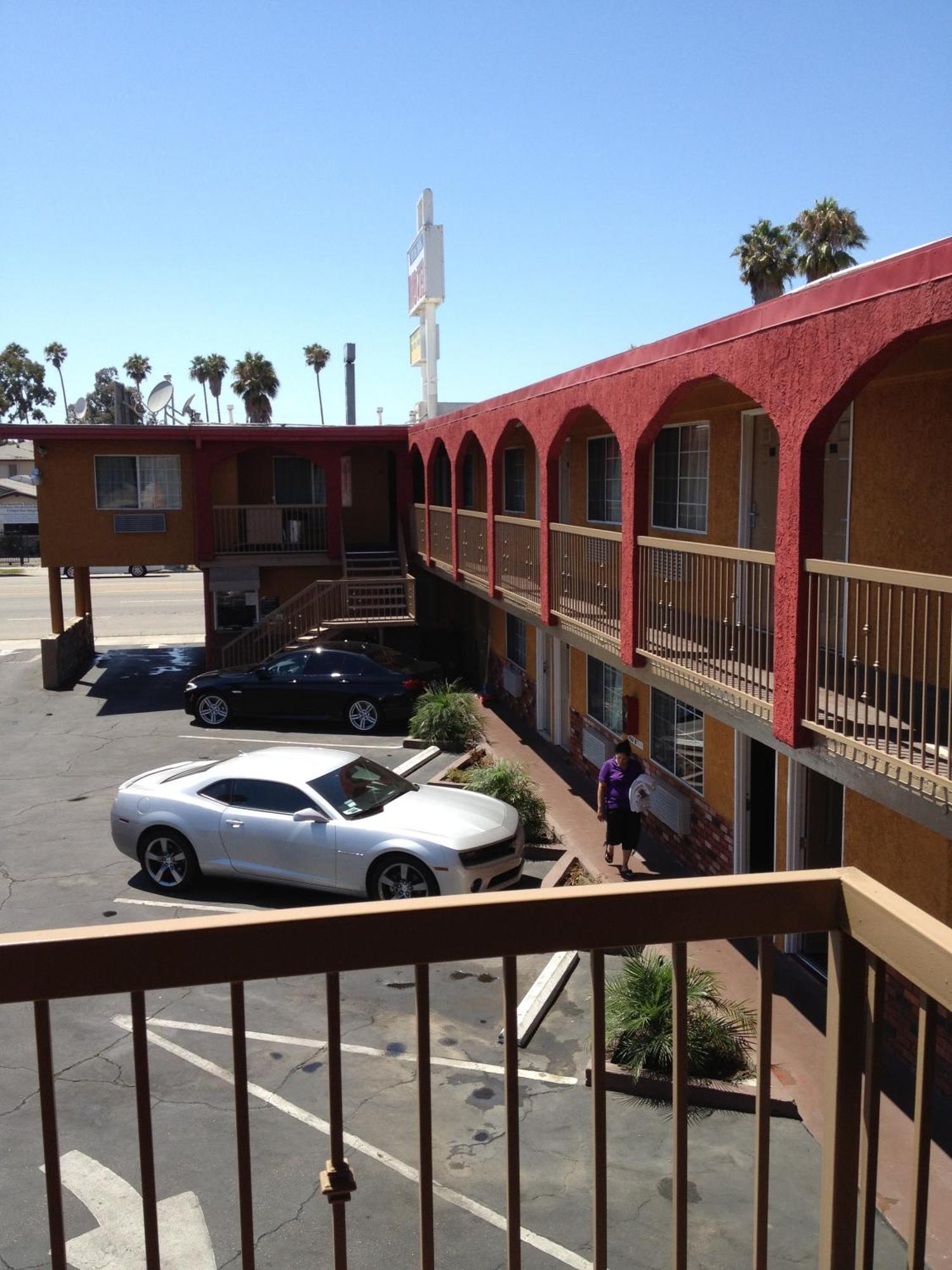 Motel Hyde Park 2*