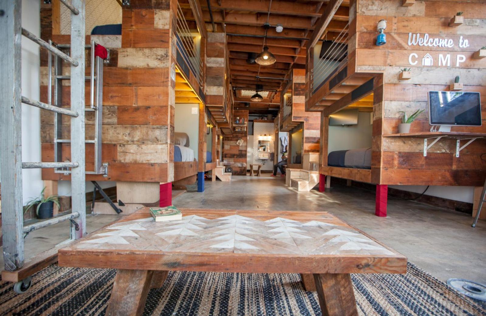 Podshare East Hollywood