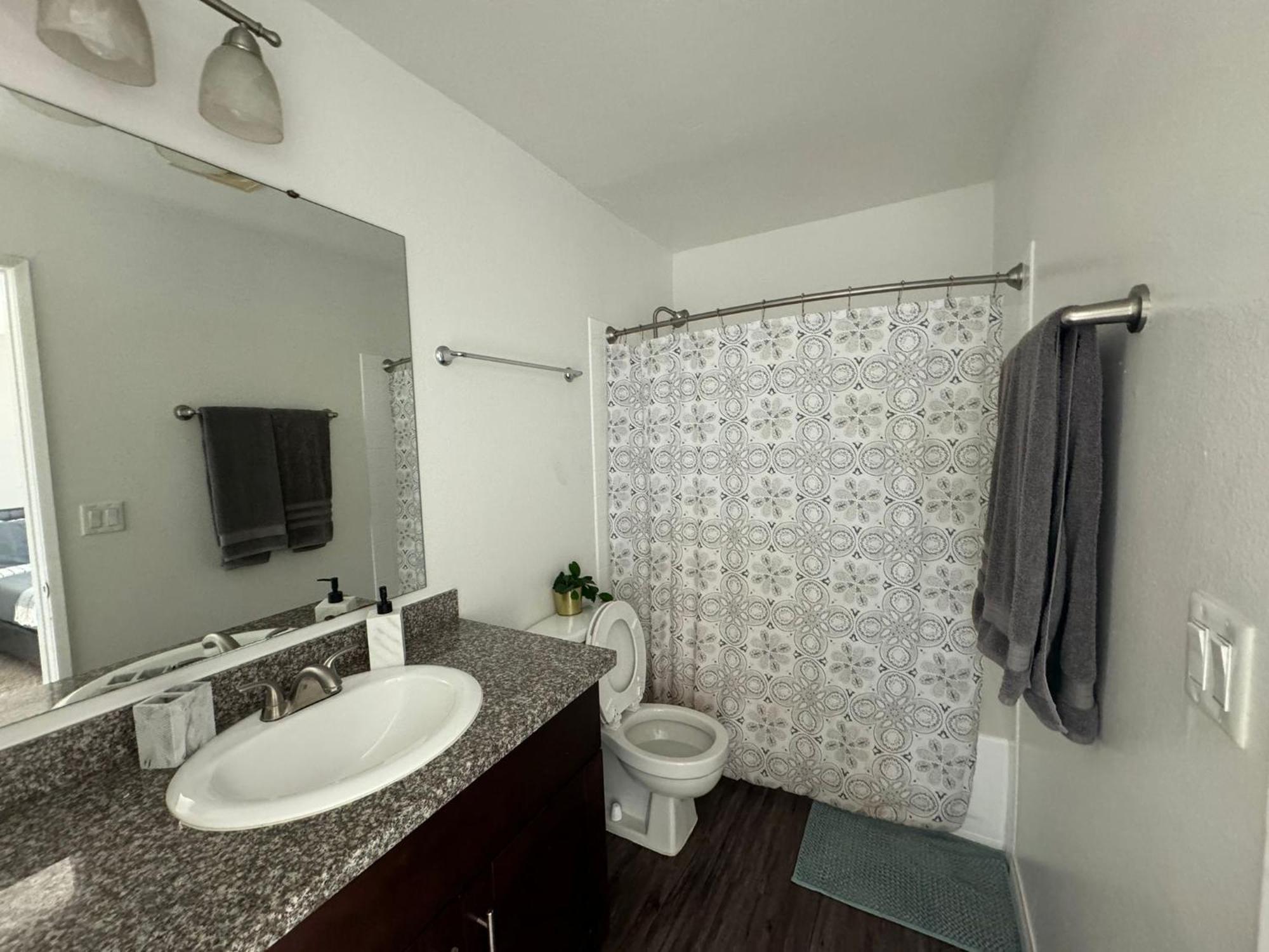 Apartment Incredible Two Bedroom Hollywood Free Parking *