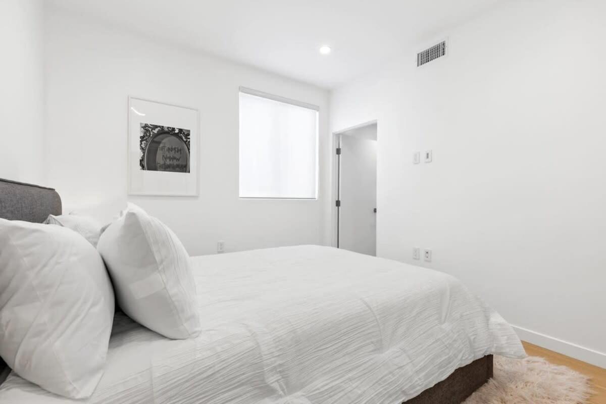 Hollywoodland #2 - The Perfect Townhouse