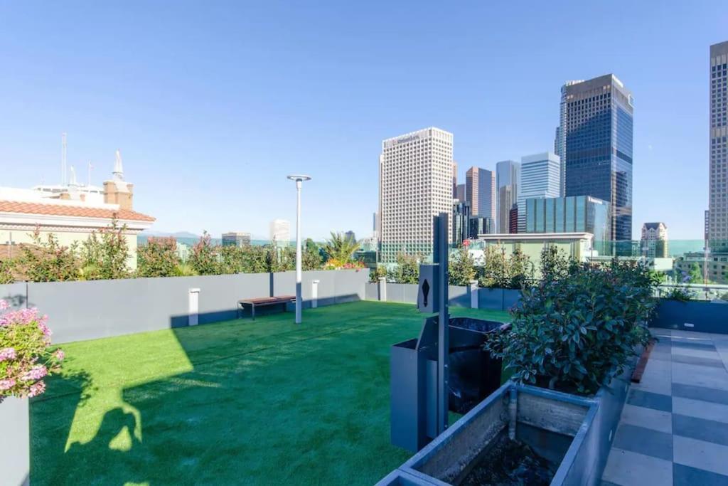 Apartamento Sleeps 9 Three Bedroom Heart Of Downtown Angeles *