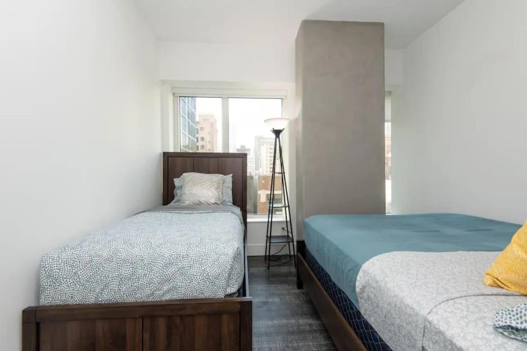 Sleeps 9 Three Bedroom Heart Of Downtown Angeles Los Angeles