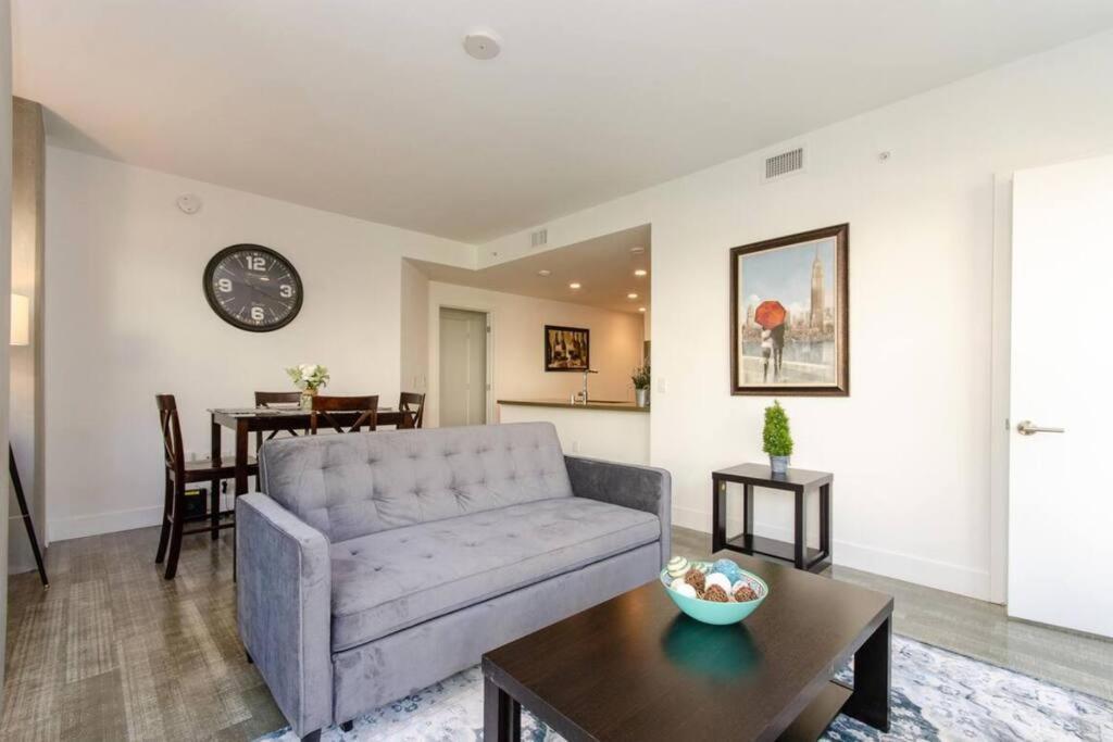 Apartamento Cripto Arena In 5 Min Sleeps 9 Three Bedrooms