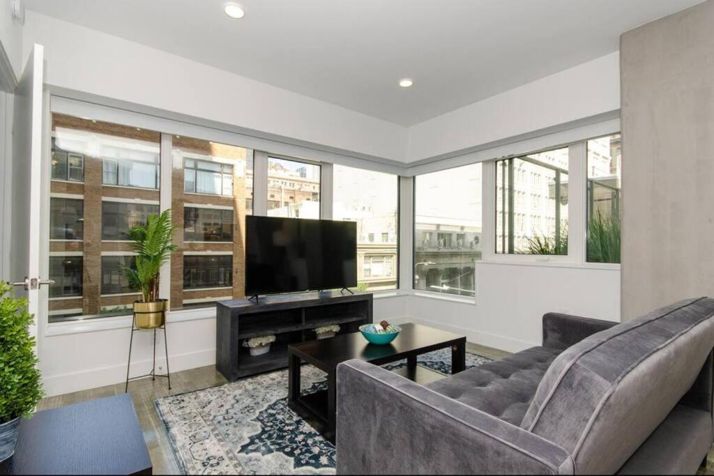 Apartamento Cripto Arena In 5 Min Sleeps 9 Three Bedrooms