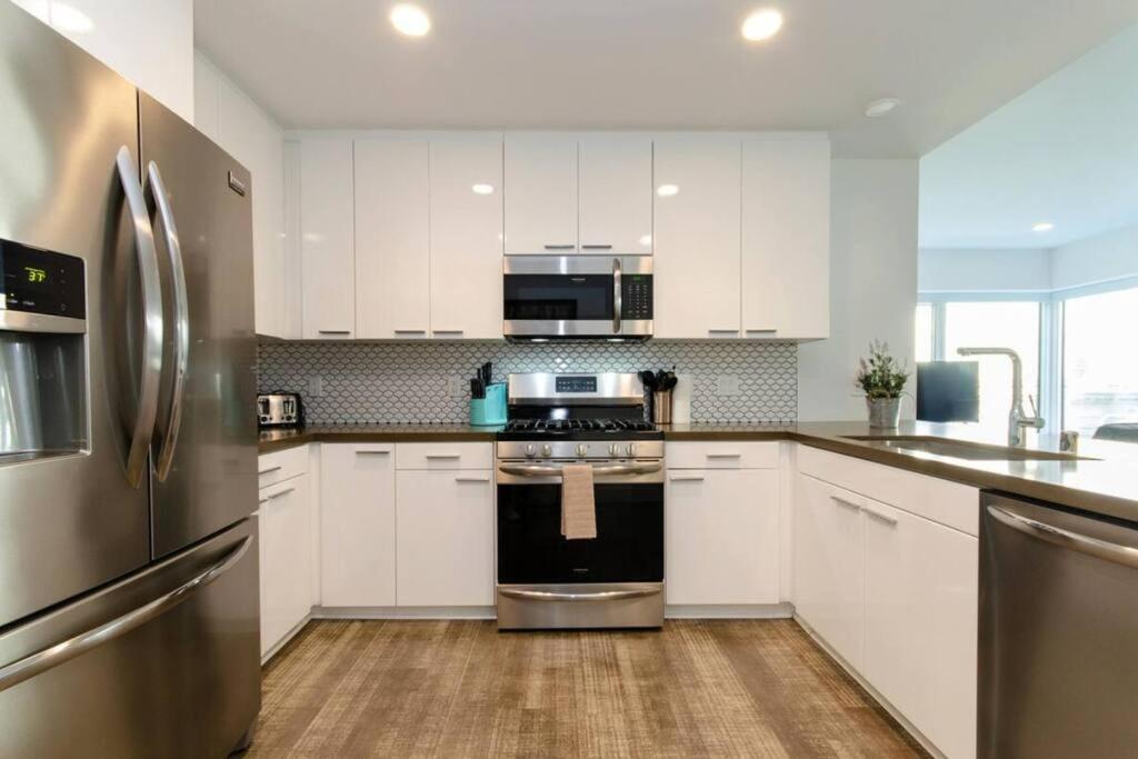 Cripto Arena In 5 Min Sleeps 9 Three Bedrooms
