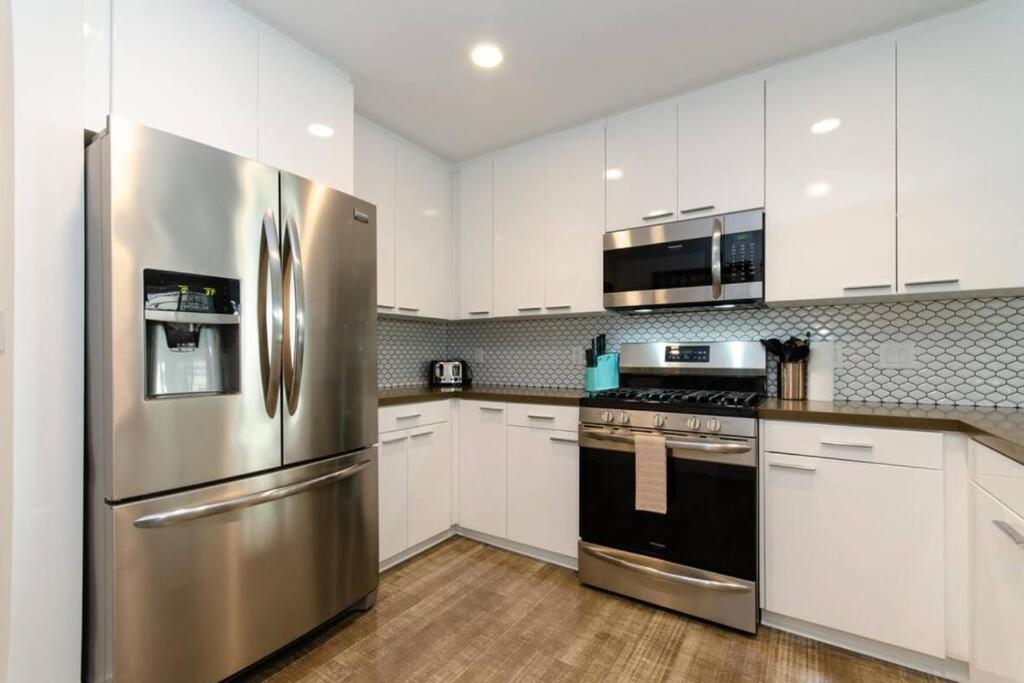 Apartamento Cripto Arena In 5 Min Sleeps 9 Three Bedrooms *
