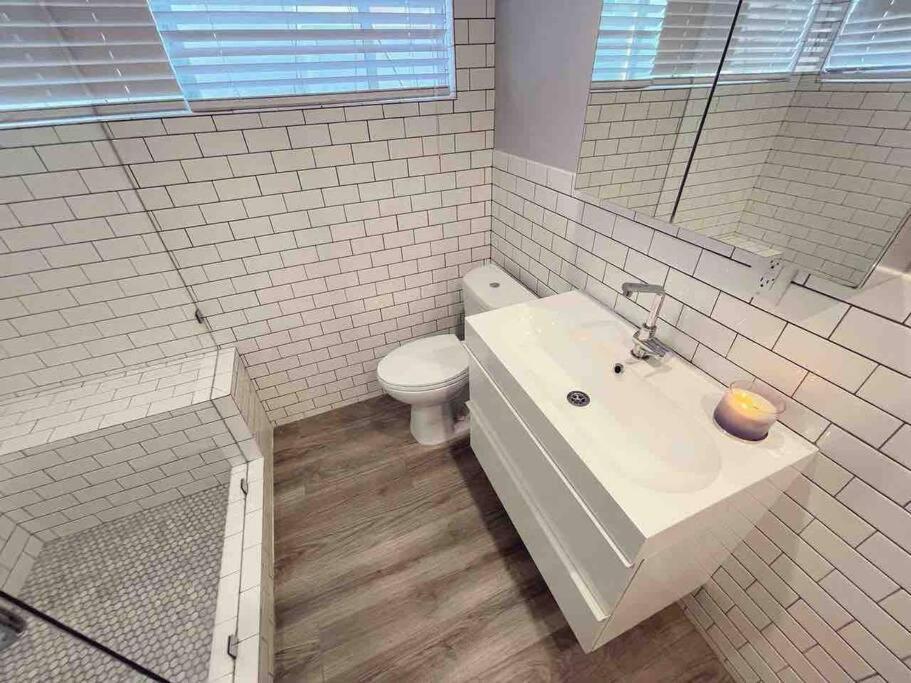 Nightly Modern 1 Bed 12a Los Angeles