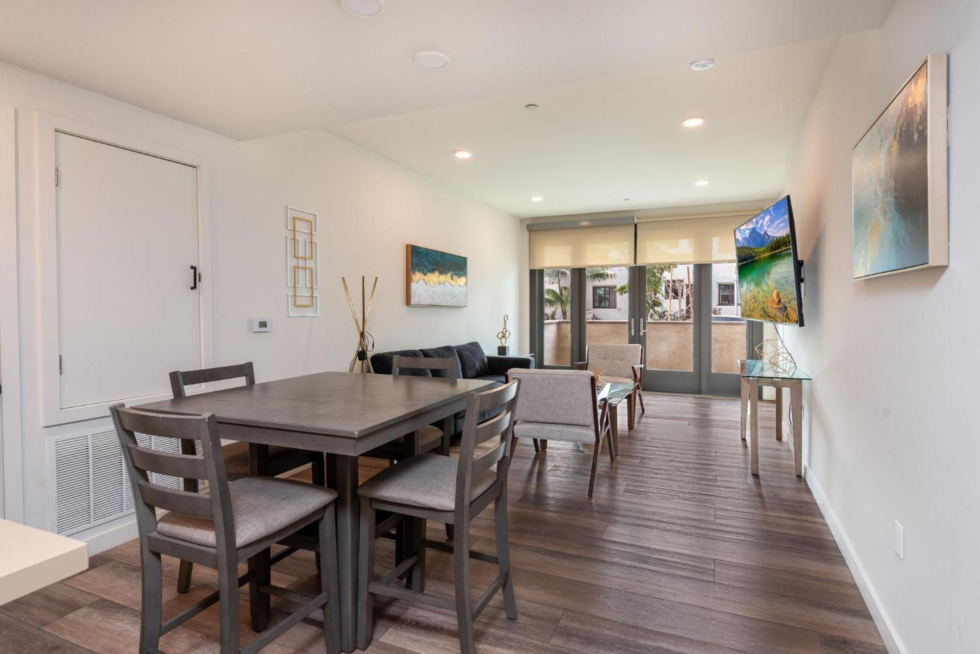Apartment Beverly Hills Luxury 2bd 2ba Gated Parking! Los Angeles