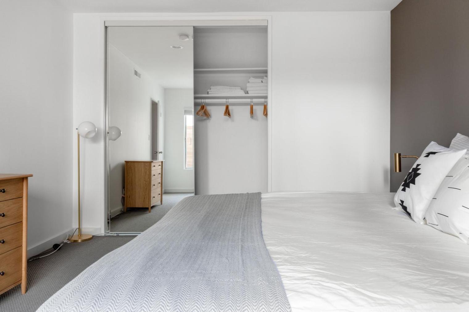 Apartment Beverly Hills 1br W Pool Nr Beverly Center Lax-280 Los Angeles