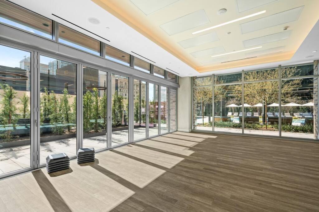 Epitome Of Luxury In Dtla Los Angeles