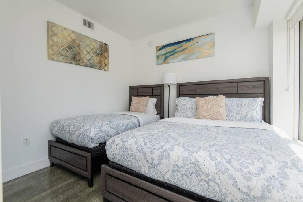 High Rise 3 Bedroom Sleeps 9 Walk To Cripto Arena In 20 Minutes Apartamento