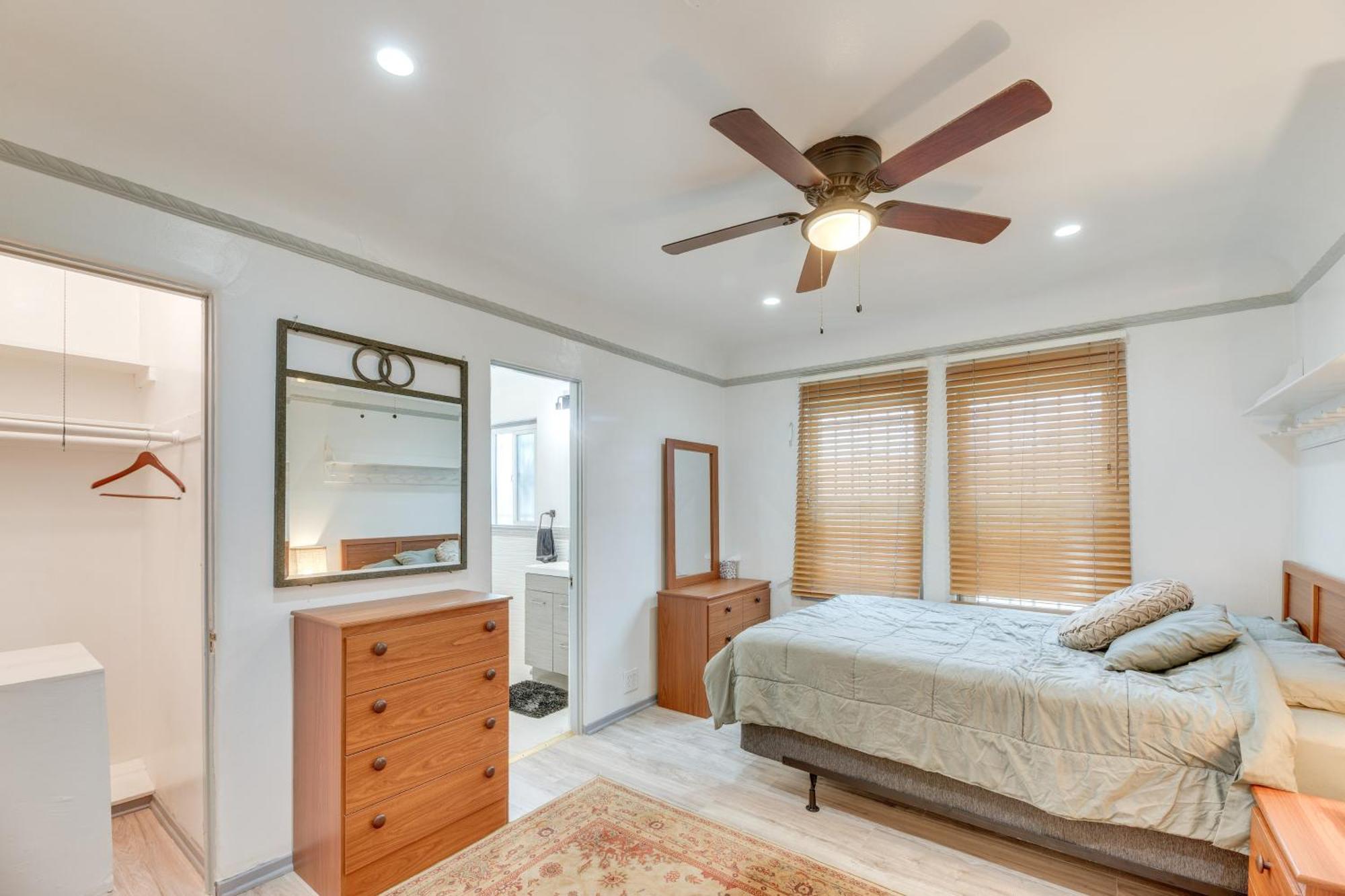 Upscale Angeles Retreat With Patio And Bbq Grill! * Los Angeles
