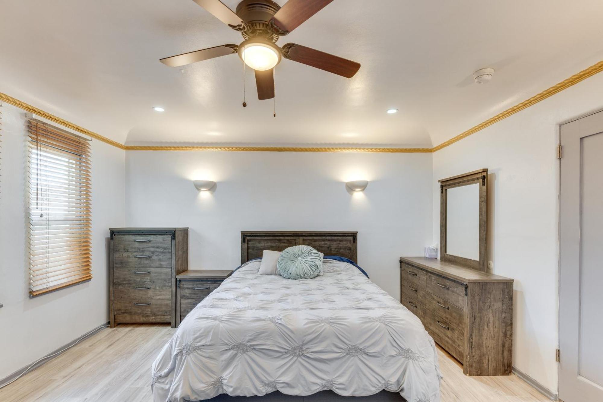 Upscale Angeles Retreat With Patio And Bbq Grill! Los Angeles