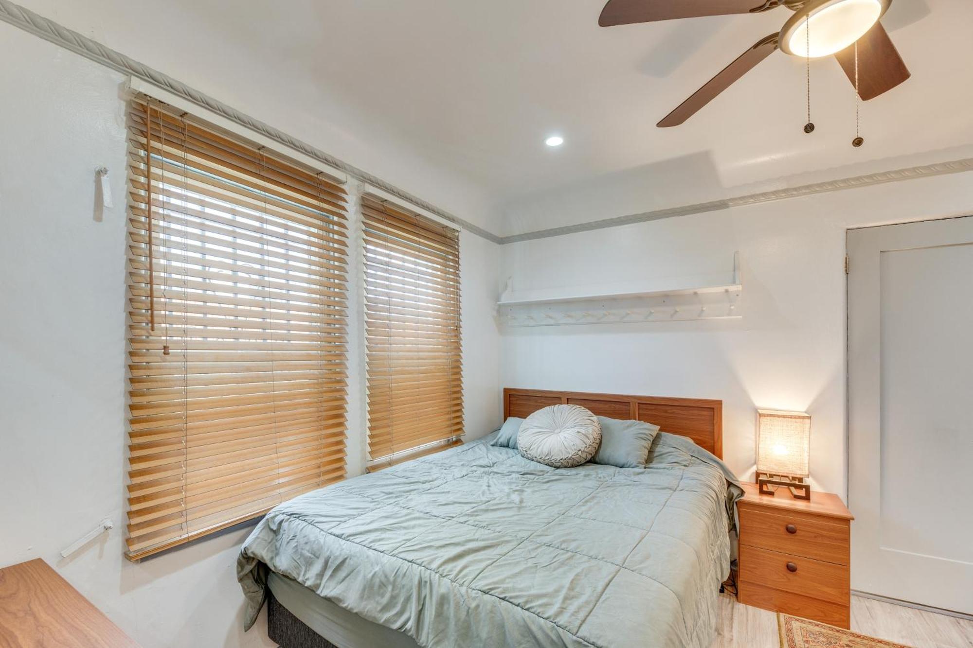 Holiday home Upscale Angeles Retreat With Patio And Bbq Grill! *