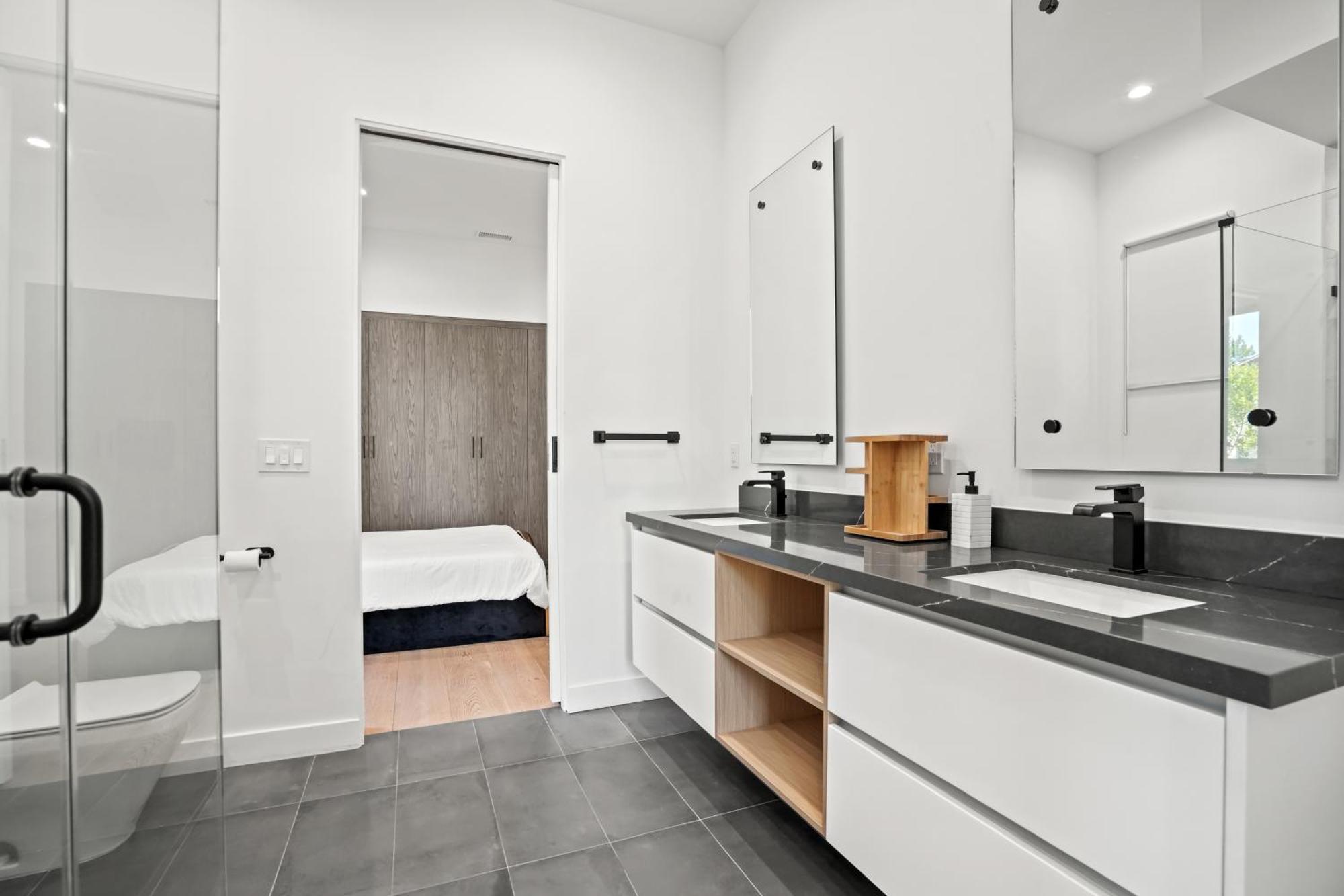 Holiday home New Lavish Elegant 3br In Mar Vista, Pet Friendly! 10min To Venice Beach! *