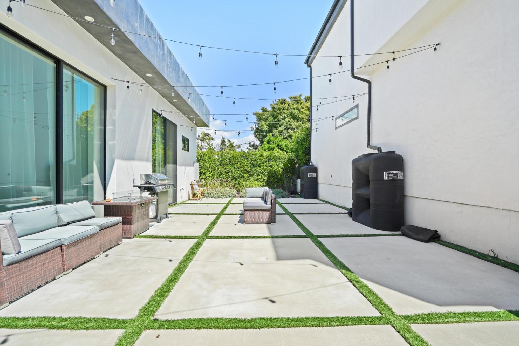 New Lavish Elegant 3br In Mar Vista, Pet Friendly! 10min To Venice Beach!