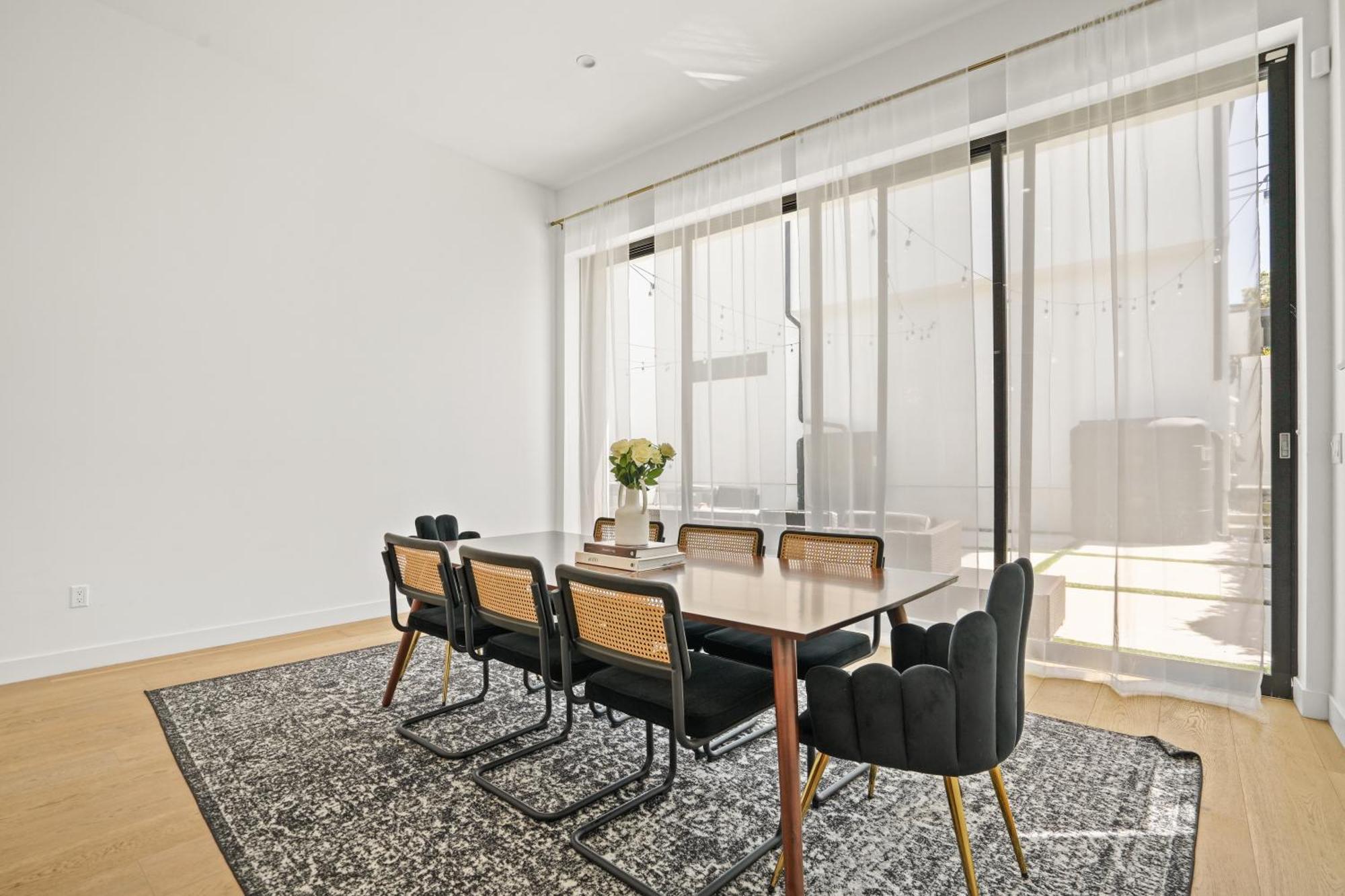 New Lavish Elegant 3br In Mar Vista, Pet Friendly! 10min To Venice Beach!