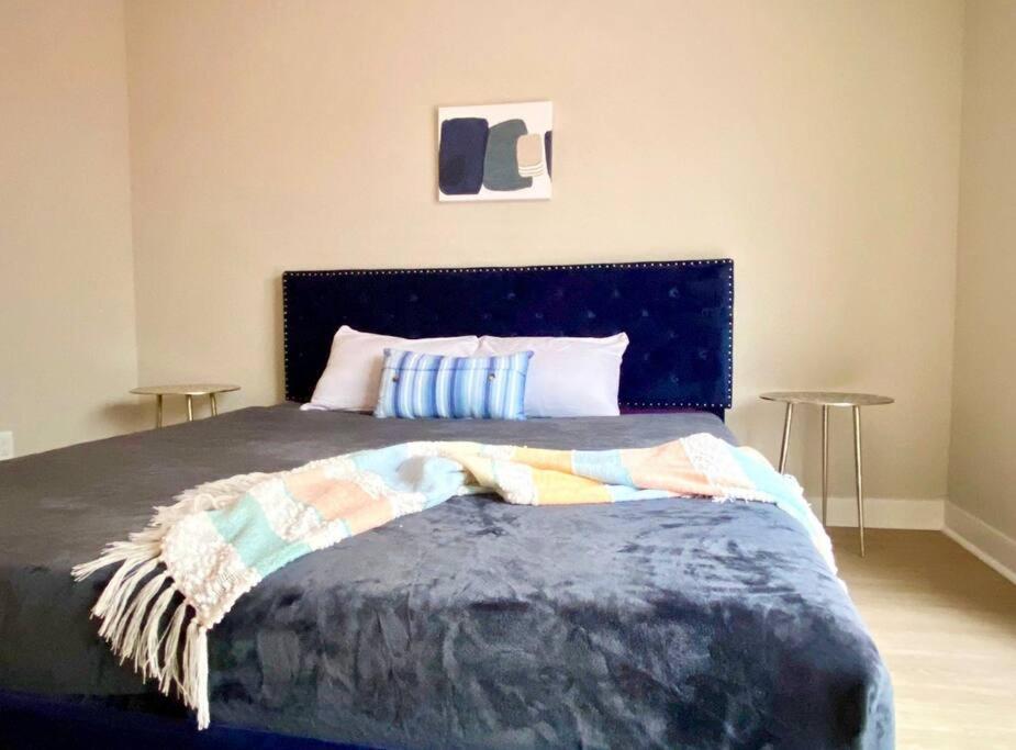 Apartment Castle 1 Bd Pool, Parking, Mdr