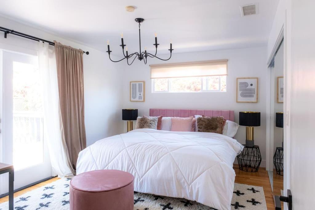 Sunny And Stylish 4be 2ba Venice Oasis