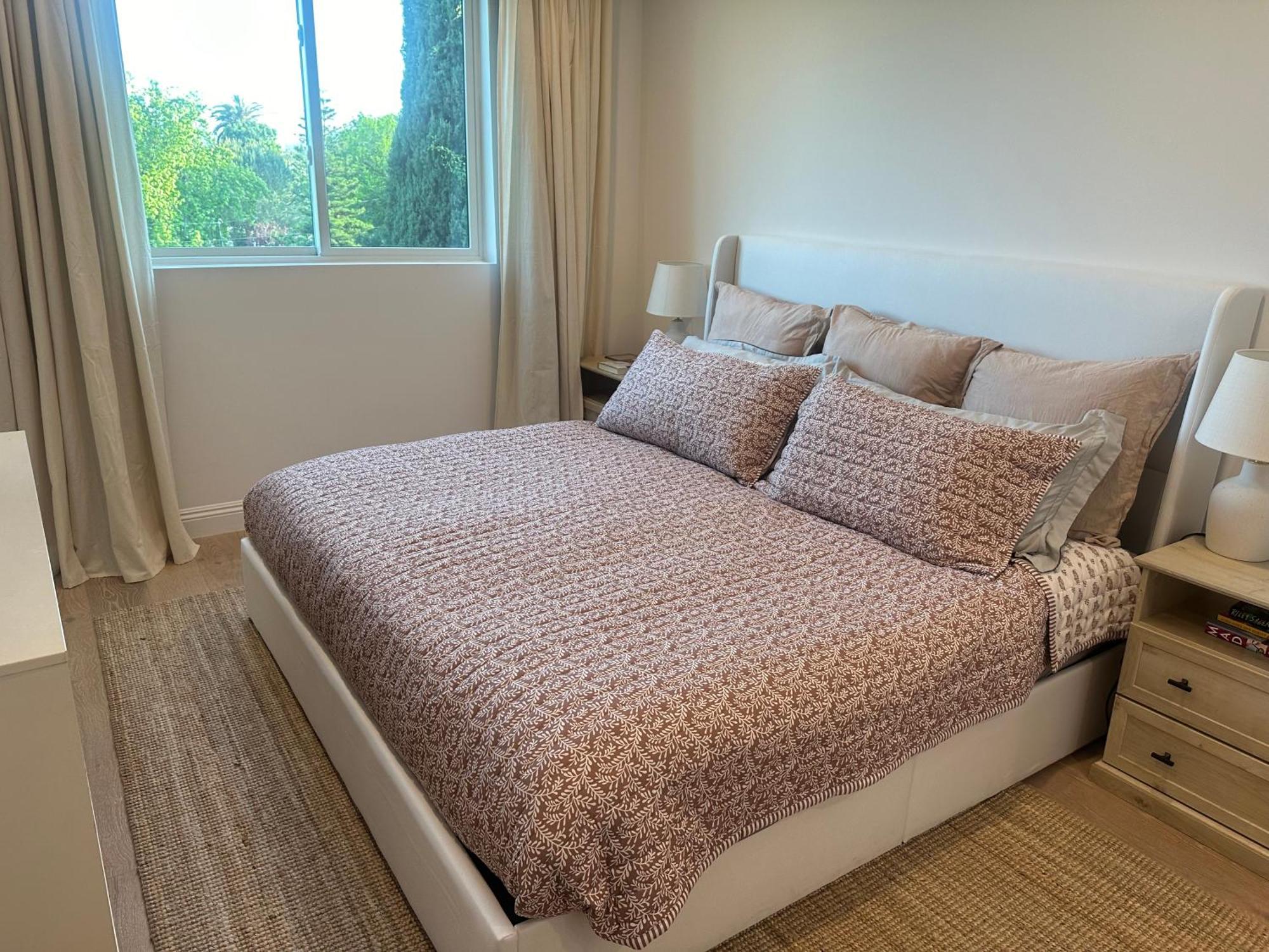 Homestay New And Bright Bedroom Ensuite *