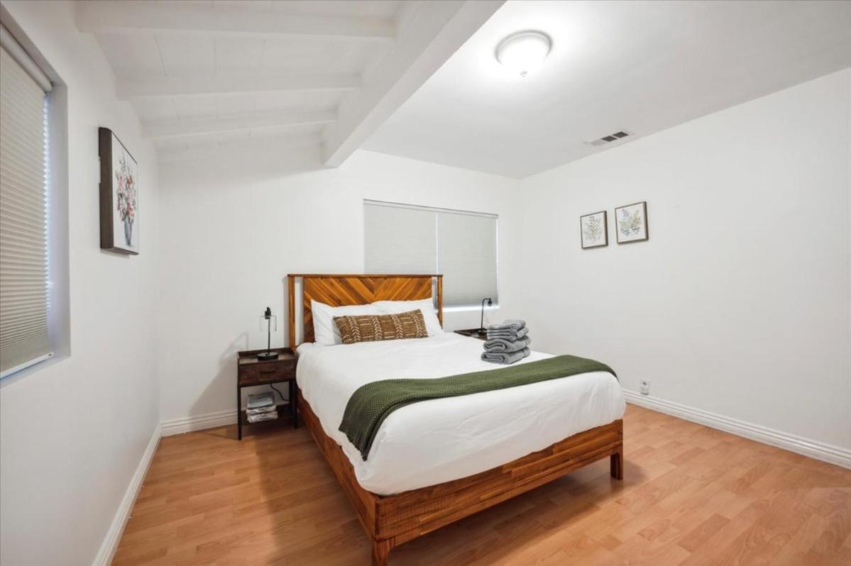 Holiday home Chic Boho Retreat - Pool, Patio, Mini Golf & Arcade, Mins From Universal Studios! *