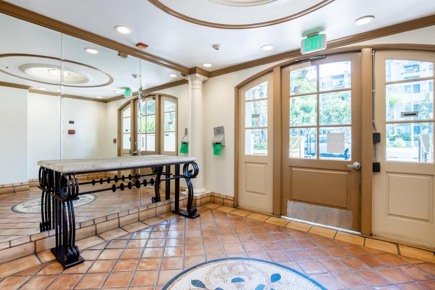 Century 2br W Wd Bbq Nr Mall Lax-336 Los Angeles