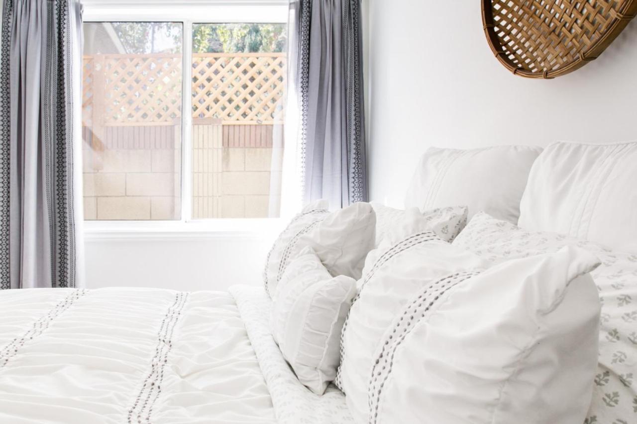 Tranquil Getaway Retreat Sleeps 8 Guest Holiday home *