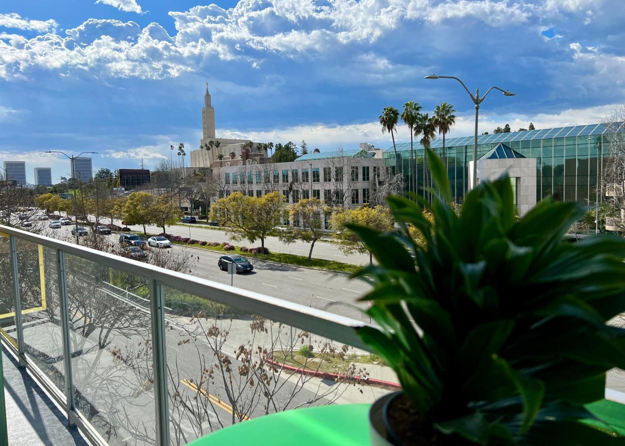 Century Cozy 2 Bedroom 4 Sleeps Crib W Parking 505 Los Angeles
