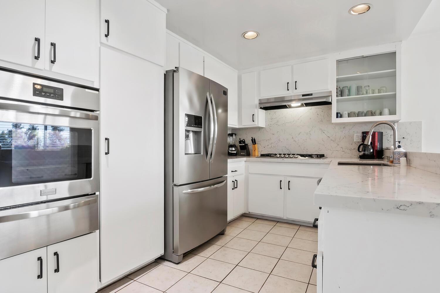 4 Bedroom And 3 Bath Close To Universal And Hollywood
