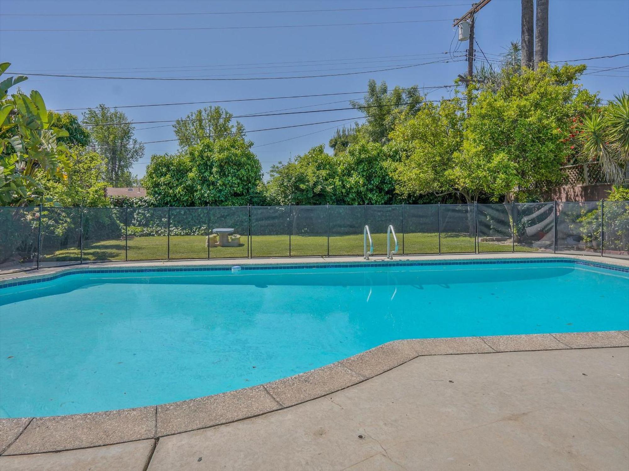 Hollywood Dream Pool & King Beds Los Angeles