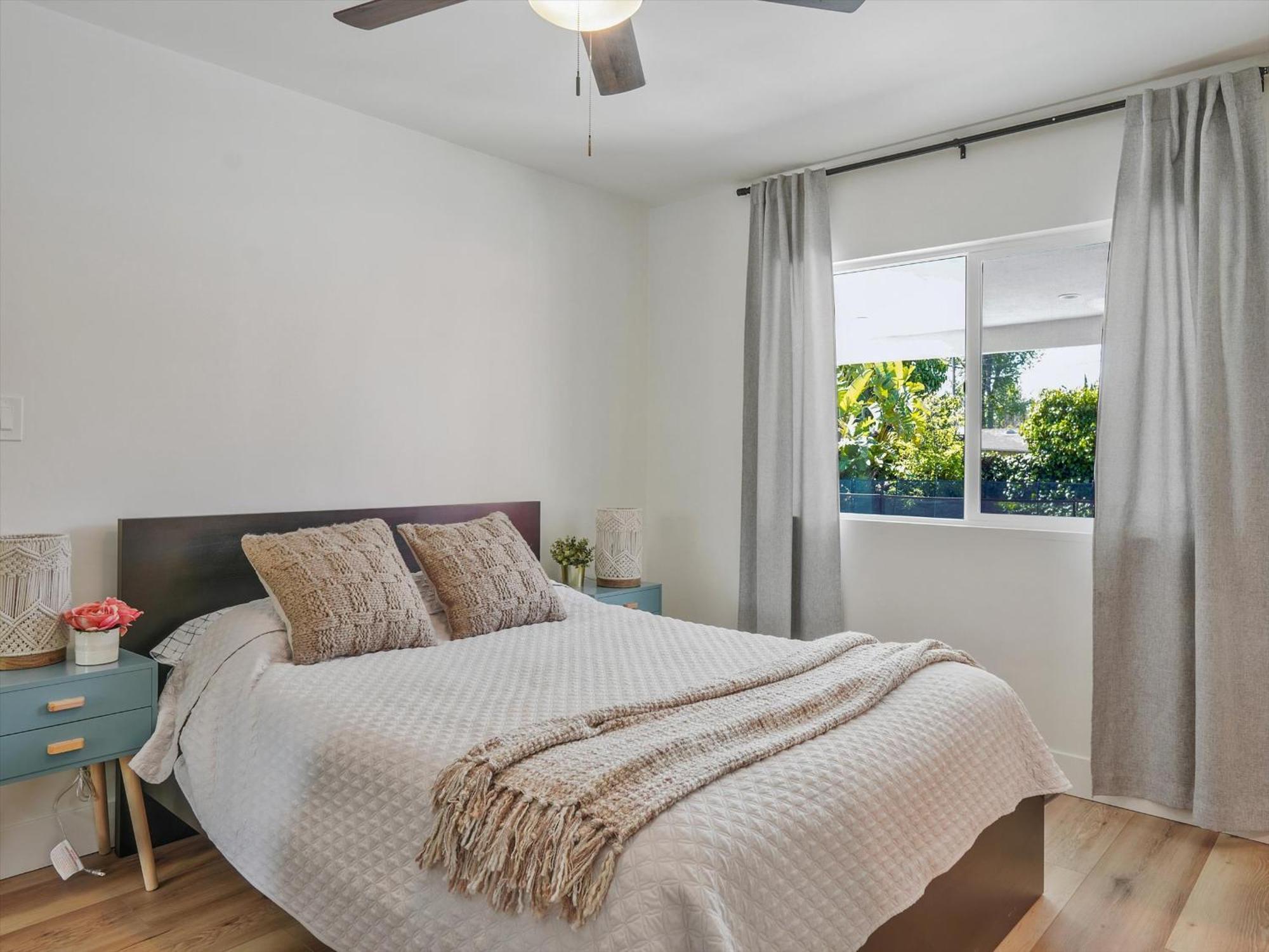 Hollywood Dream Pool & King Beds Los Angeles