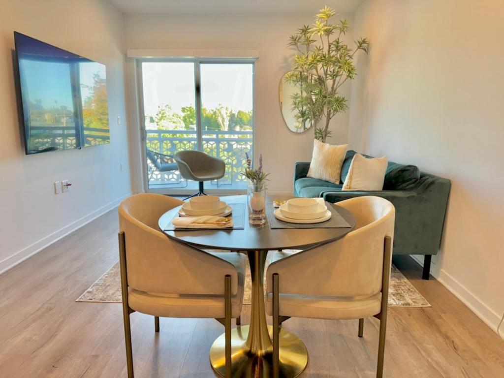 Apartamento New One Bedroom Penthouse, Silver + Parking! Los Angeles