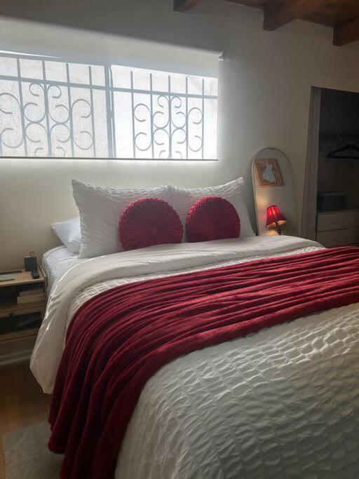 Apartment Cute In The Heart Of Weho