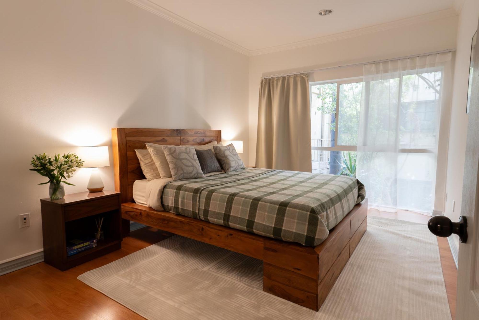 Charming 2bd On Sunsetstrip * Los Angeles