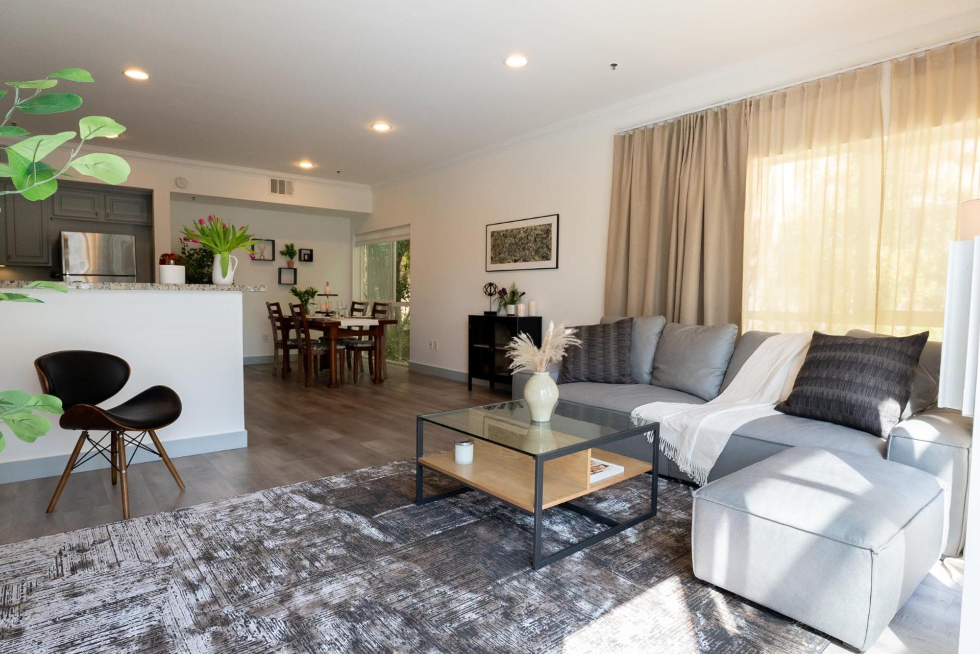 Apartment Charming 2bd On Sunsetstrip *