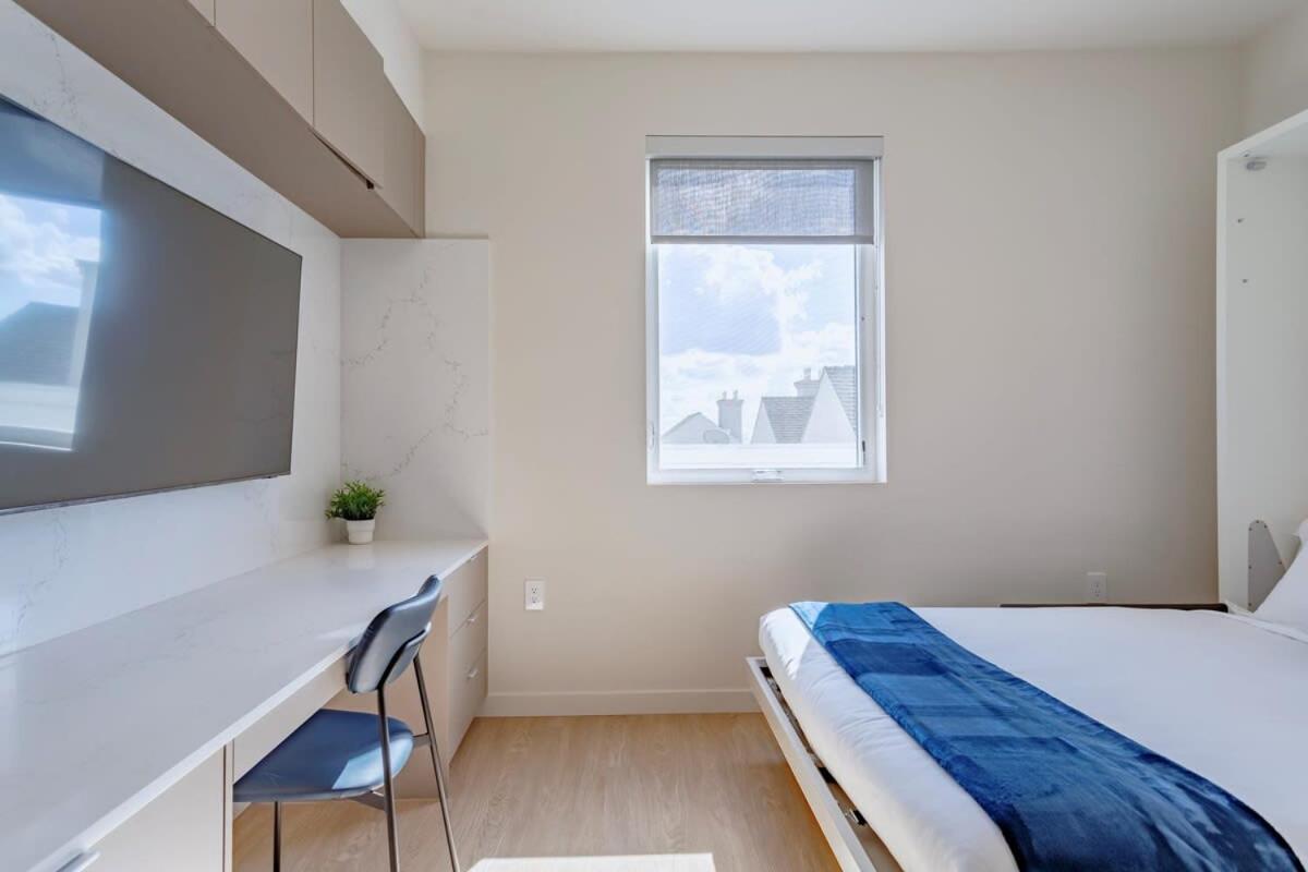 Stylish Coliving W Walk In Closet Near Ucla Apartment *