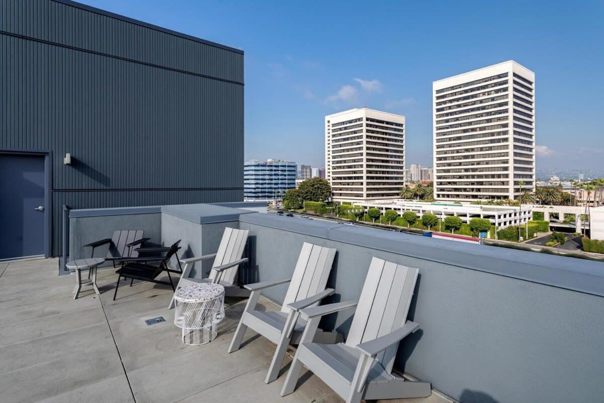 Apartment Stylish Coliving W Walk In Closet Near Ucla Los Angeles