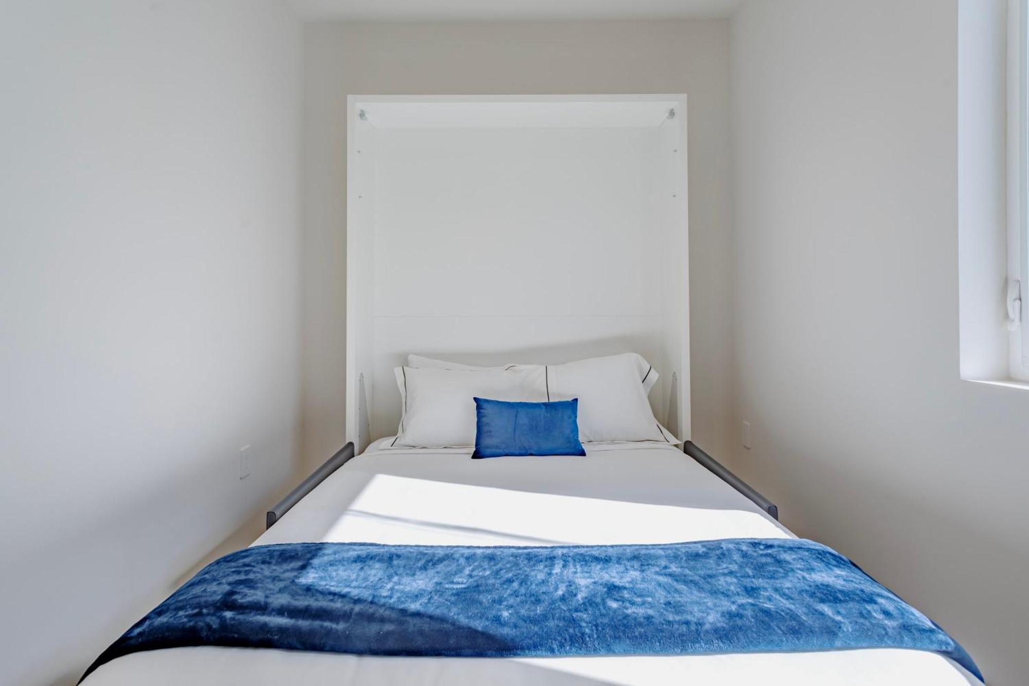 Chic & Cozy Coliving W W&d Near Ucla Apartment