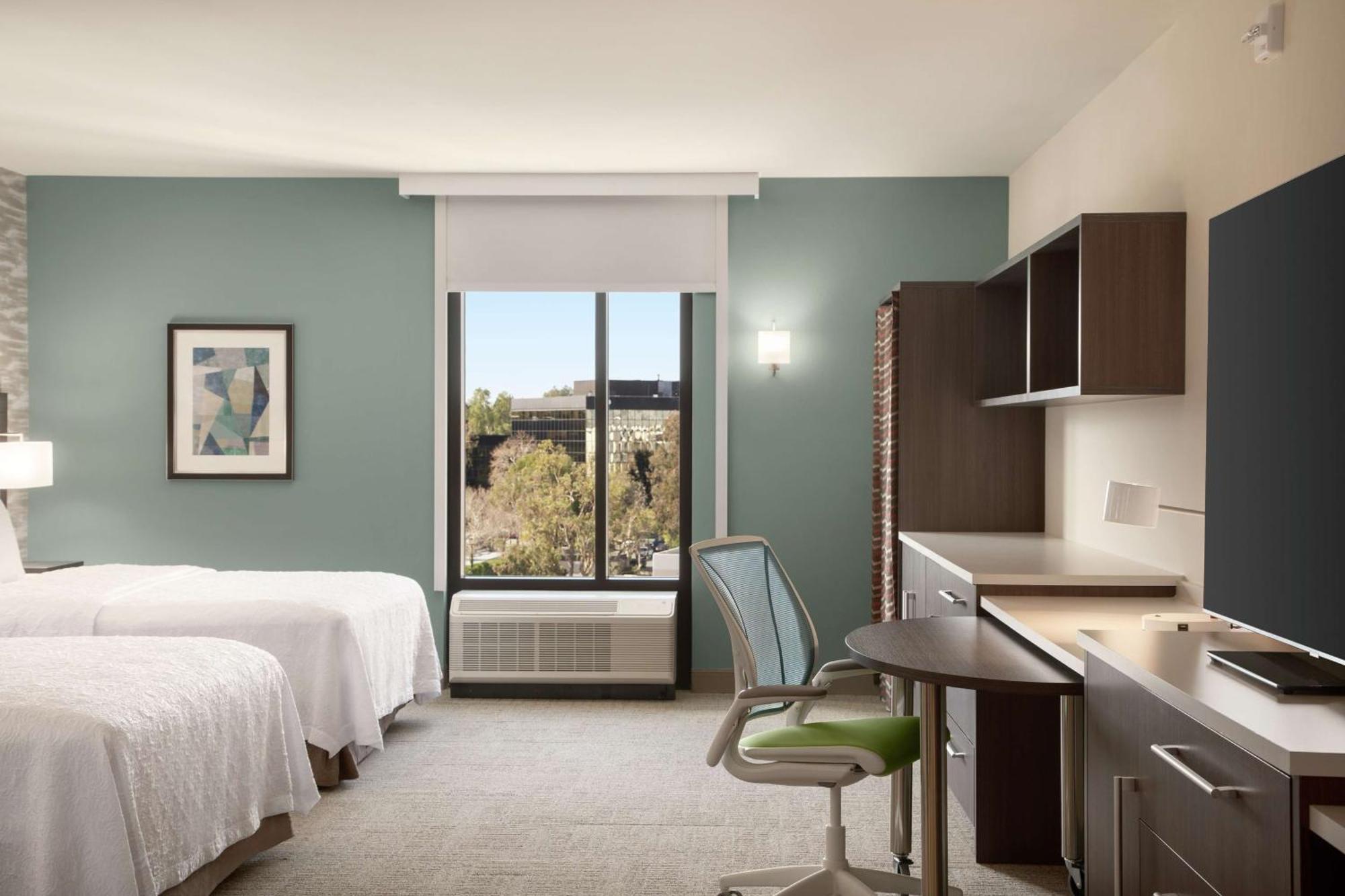 Home2 By Hilton Woodland Hills Angeles Hotel Los Angeles