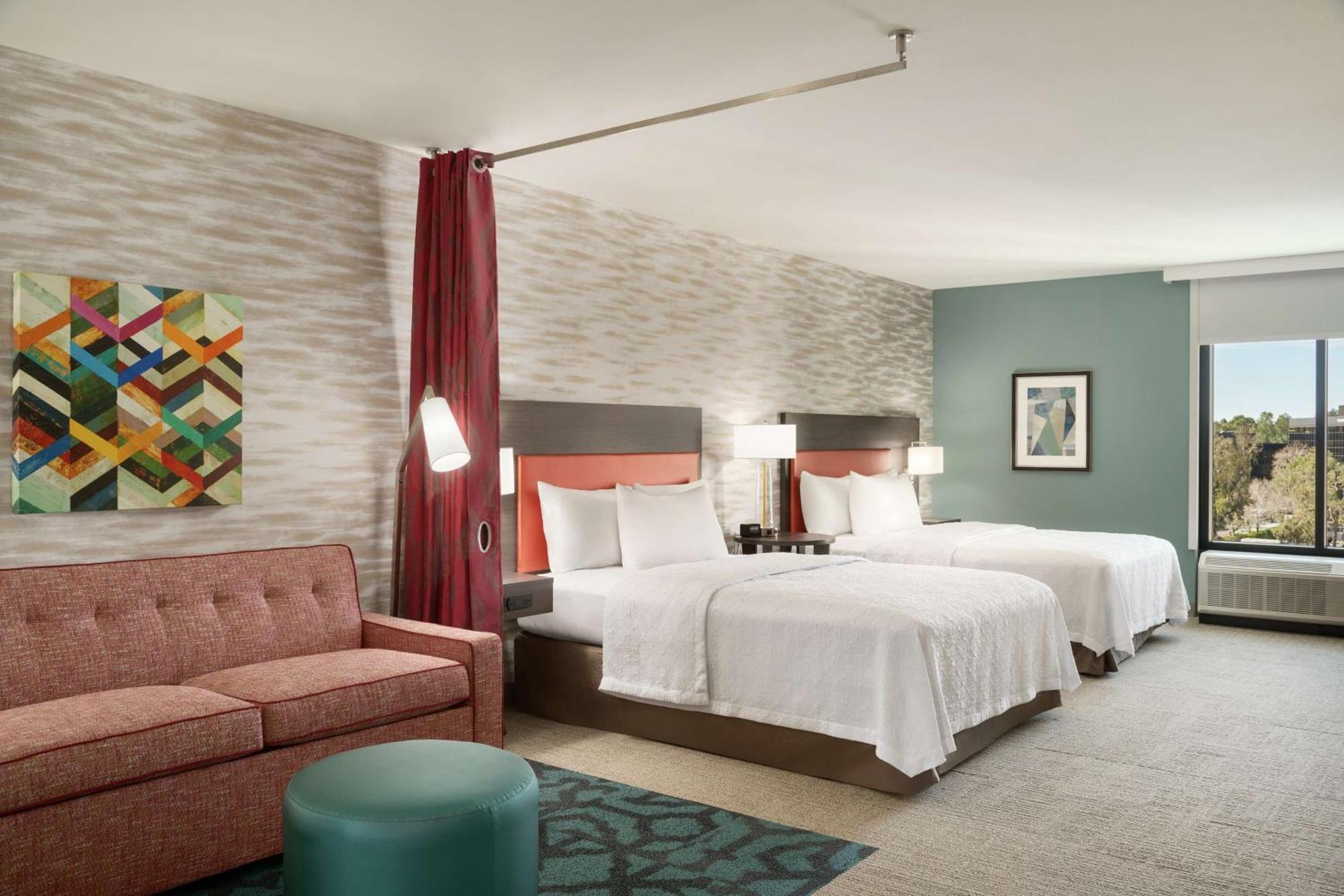Home2 By Hilton Woodland Hills Angeles Hotel 3*