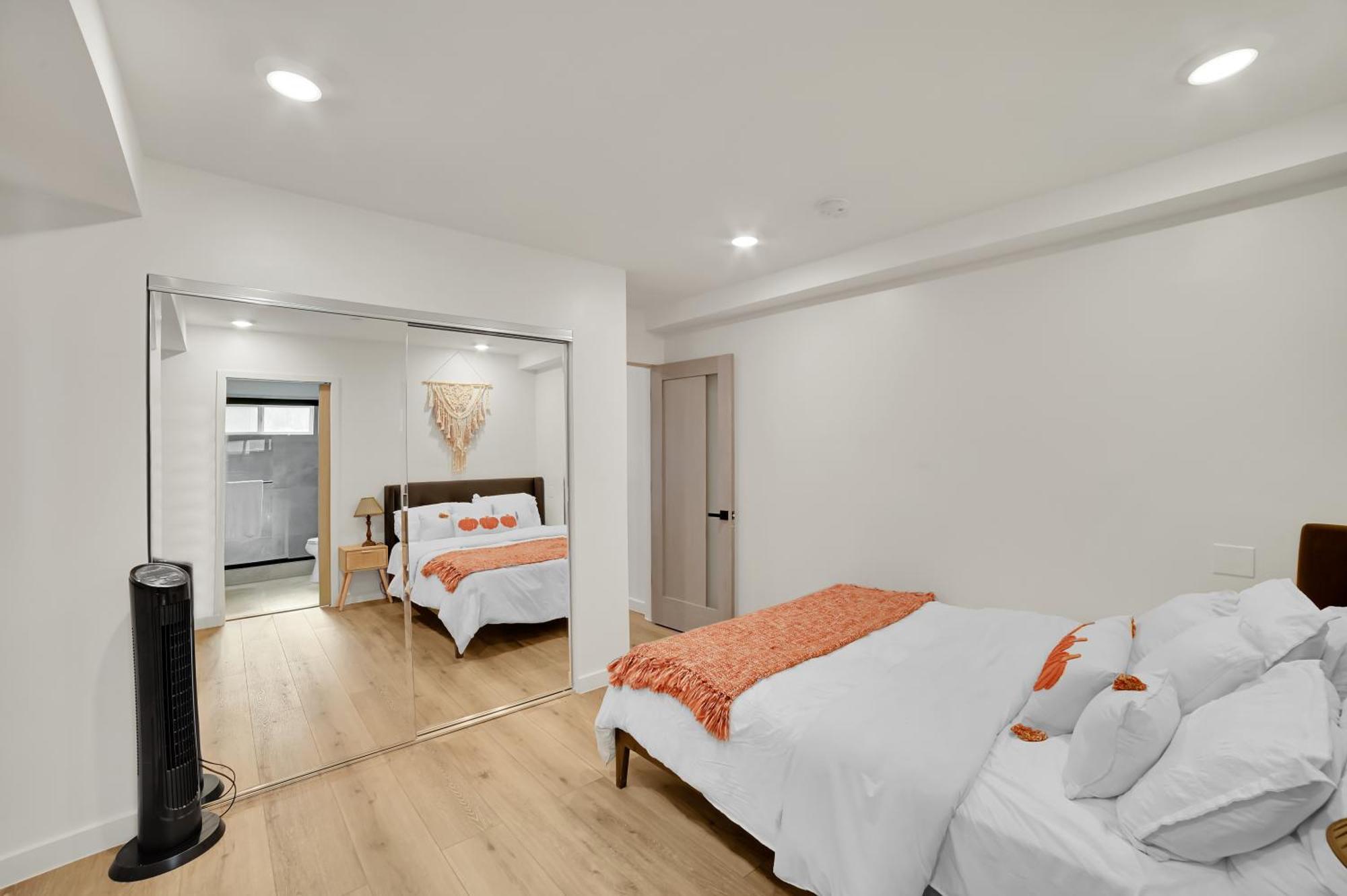 Brand New Chic-nest In Prime Location * Los Angeles