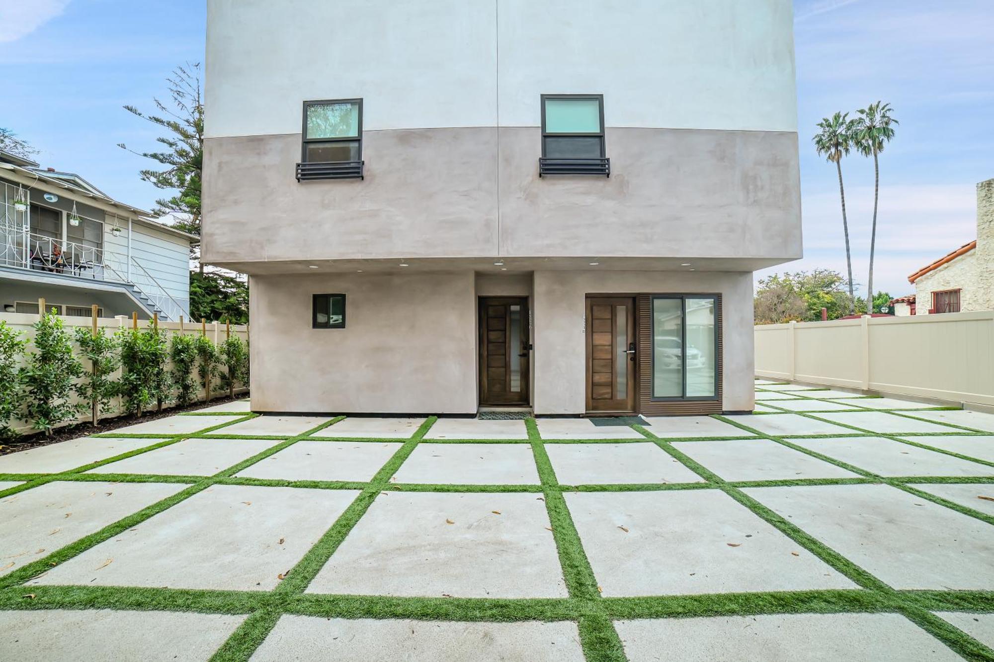 Holiday home Brand New Chic-nest In Prime Location