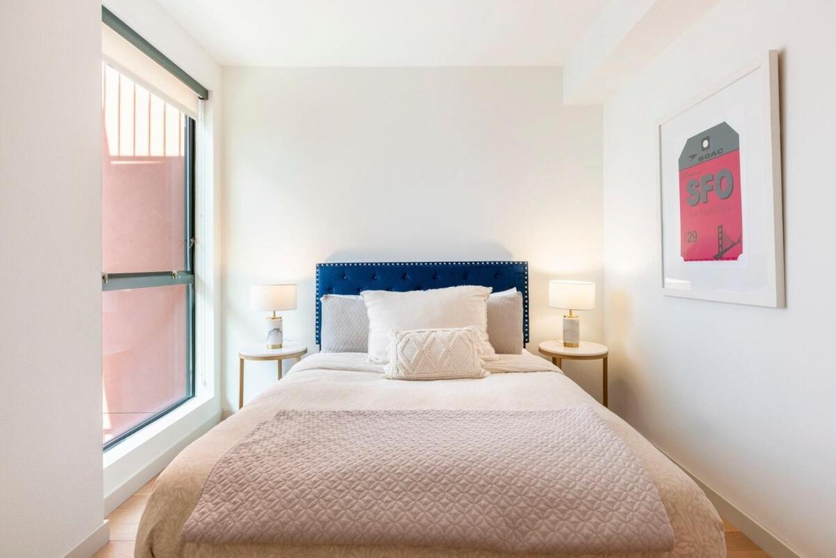 2br Vibrant Luxury Los Angeles