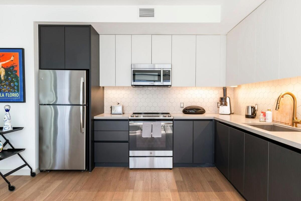 2br Vibrant Luxury
