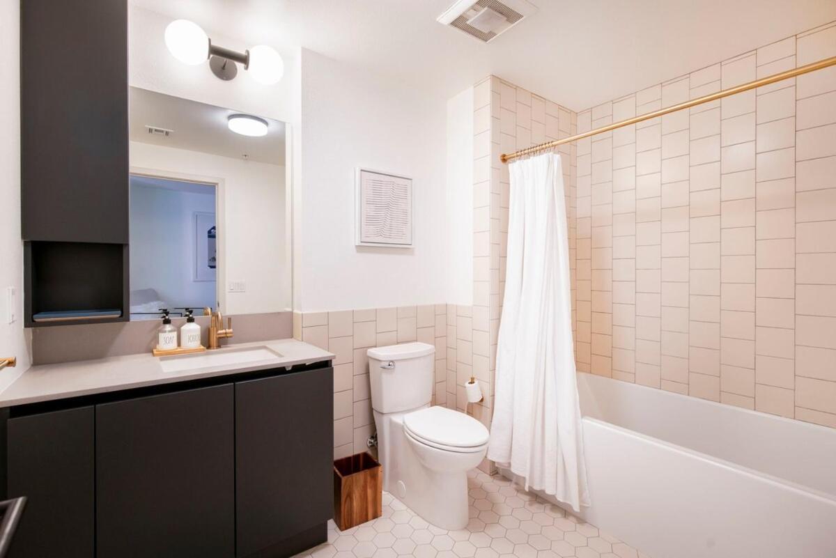 Apartment 2br Vibrant Luxury