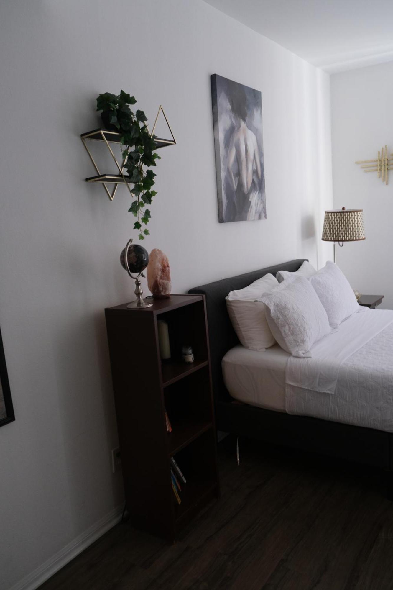 Apartment Elegant In Mdr-venice With Pool, Hottub & Gym *