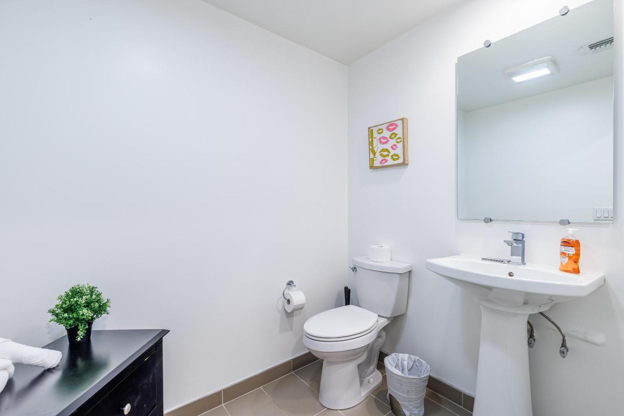 Heaven On Hollywood Furnished Los Angeles