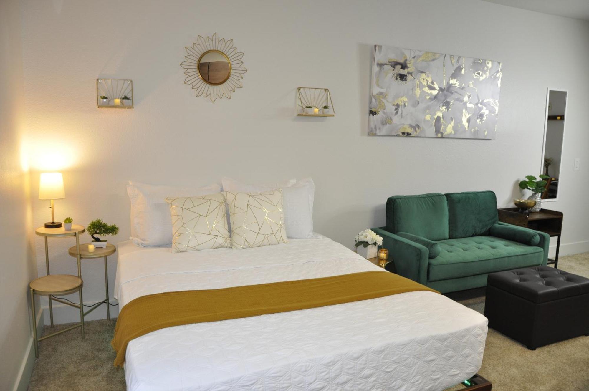 Exclusive In Mdr-venice With Pool, Gym & Hottub *