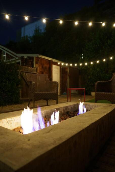 Cozy 3 Bedroom Hollywood Home- Quick Walk To Tourist Spots! Holiday home *