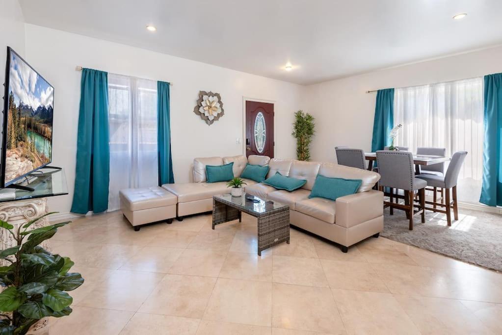 Luxe In Beverly Hills Sleeps 6 * Los Angeles